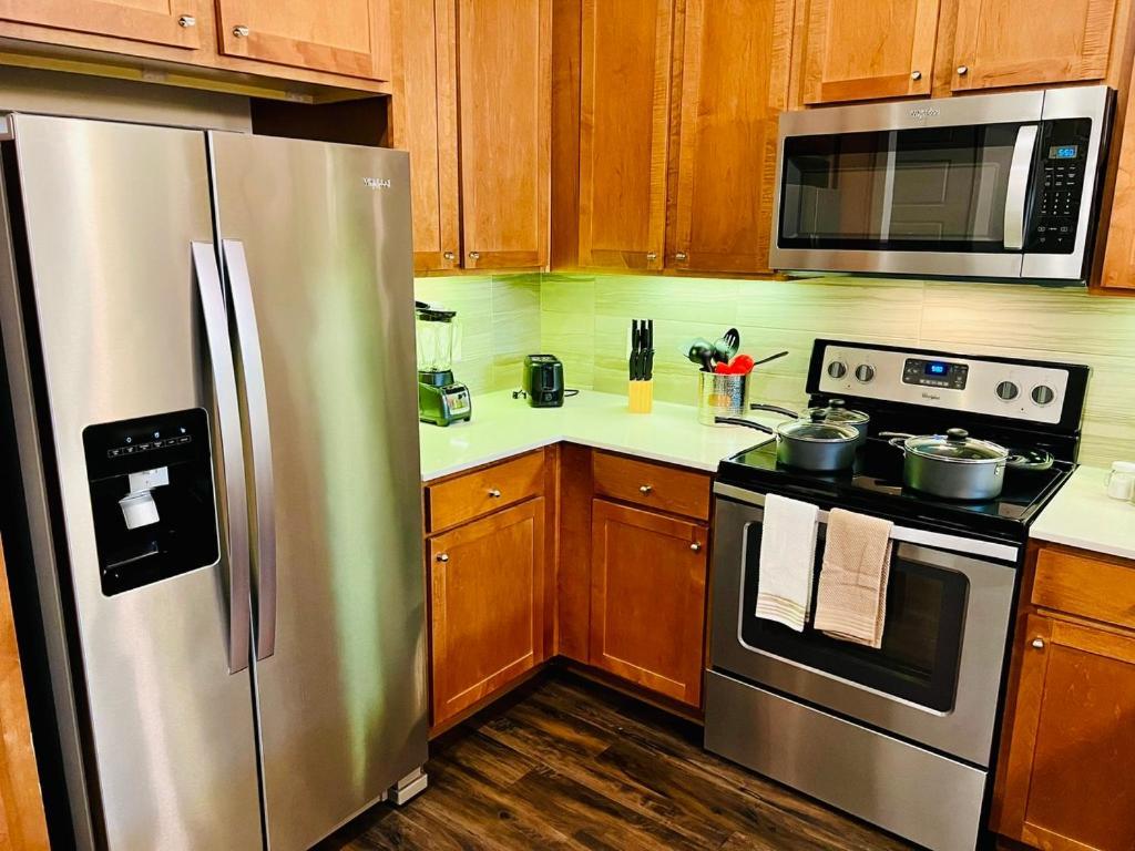 Downtown Apt Free Parking - Pool - Gym - Fully Kitchen Houston Exterior foto