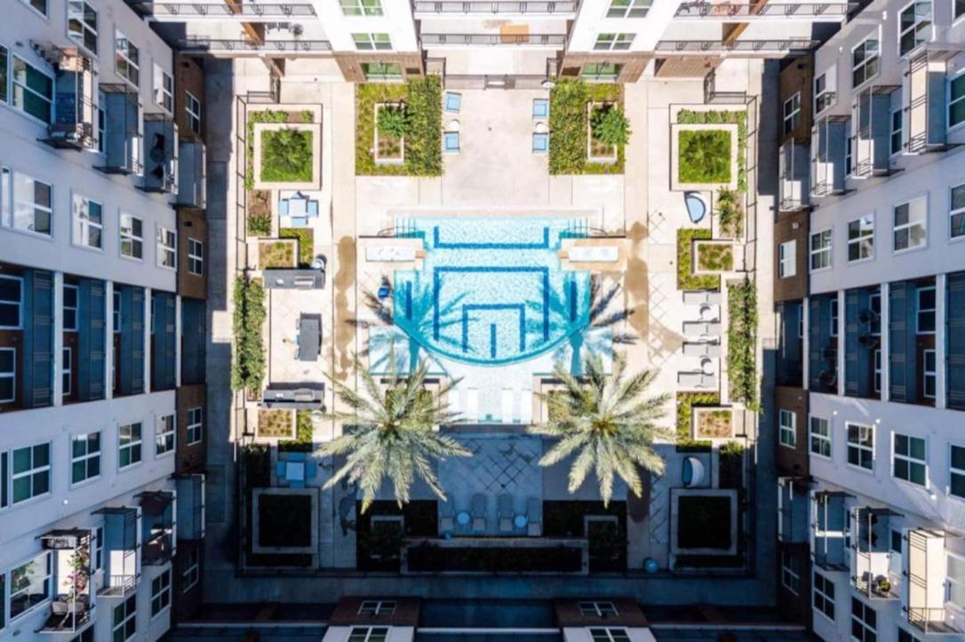 Downtown Apt Free Parking - Pool - Gym - Fully Kitchen Houston Exterior foto